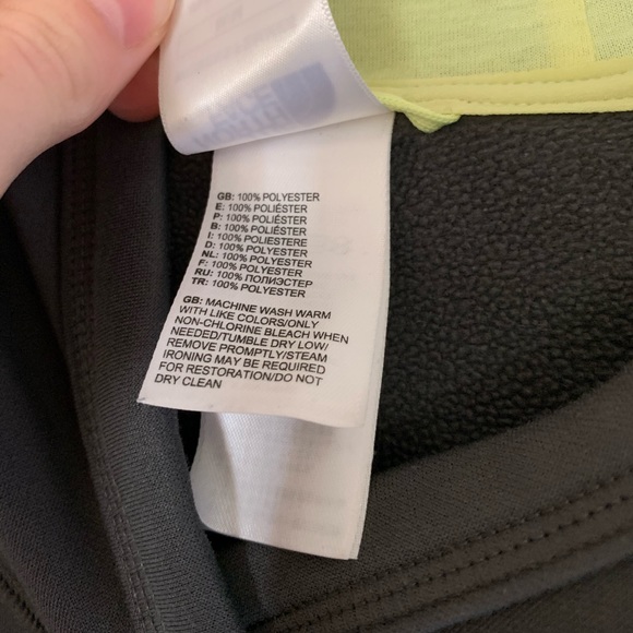 The North Face Womens Hoodie small - Picture 7 of 7